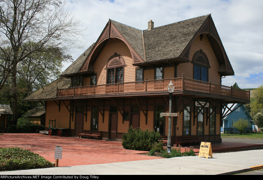 Dayton Washington RR Station Station